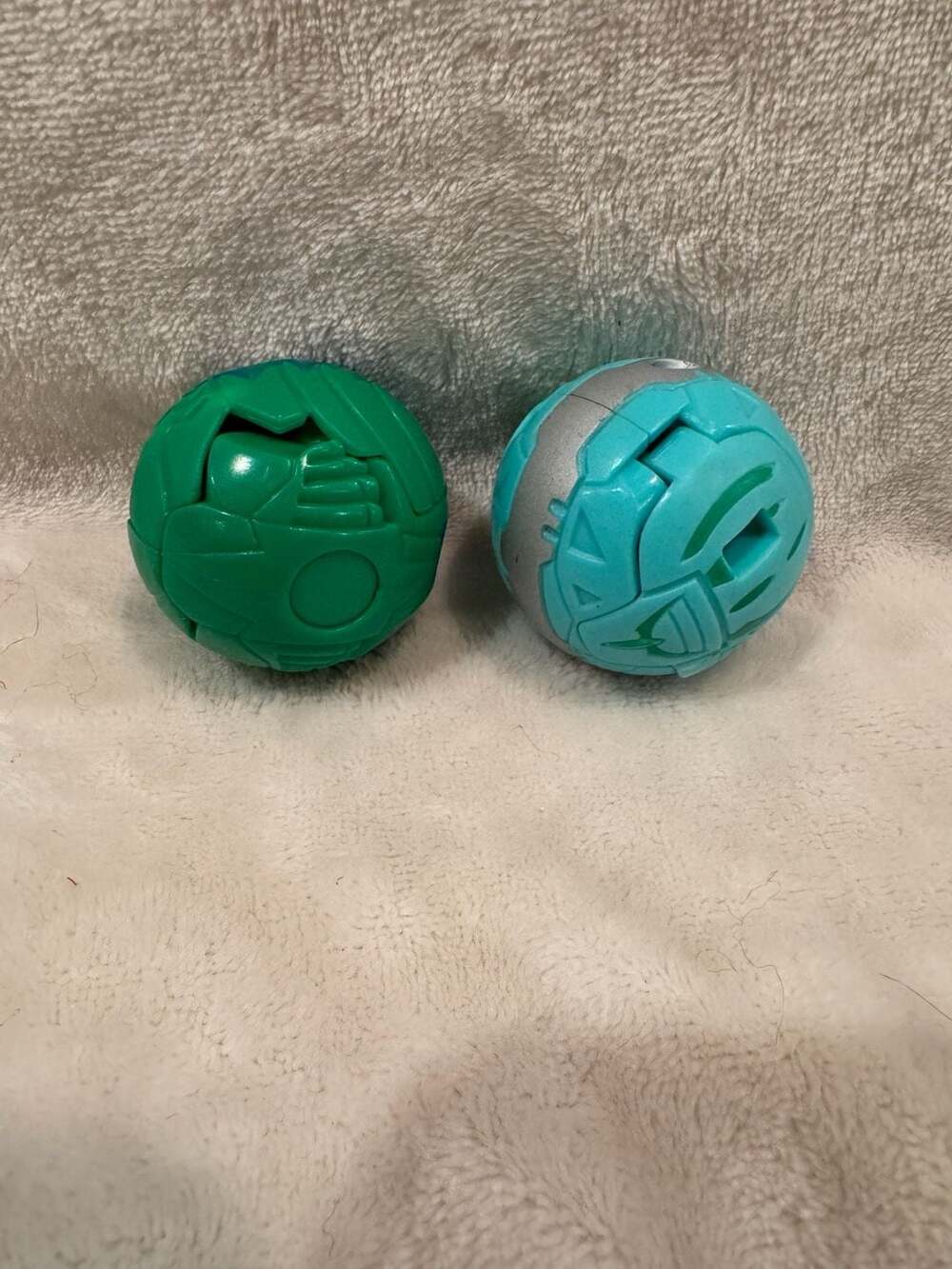 Bakugan Battle Brawlers 2010 McDonald’s Happy Meal Toys Ventus Green Blue